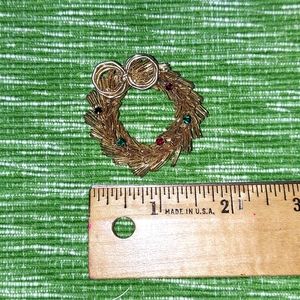 Vintage Christmas wreath pin